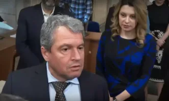 Внесоха 5000 подписа Внесохме 5000 подписа Знаете каква е процедурата в