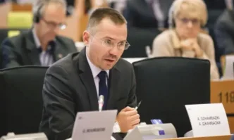 Джамбазки сигнализира Европейската комисия за нарушени права на българите в Молдова