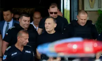 Няколко часа Васил Божков беше разпитван в Софийската градска прокуратура