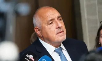 Борисов: Връщаме на Радев колите и шофьорите на администрацията, за да не се излагаме пред чужденците