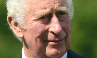 Исторически Съвет по наследяване на трона на Обединеното кралство провъзгласи