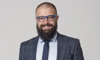 От Фейсбук профила на политолога Антони ГерасимовНе съм криминалист и