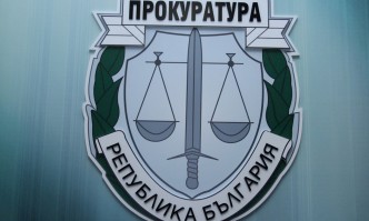 Днес министър председателят Кирил Петков се яви във Върховна касационна прокуратура