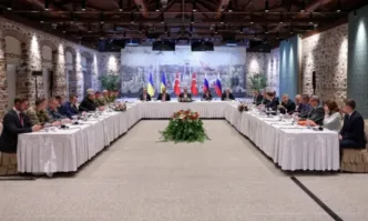 Делегации от Русия и Украйна разговарят в Истанбул Това са