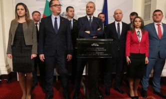 От партията искат и компенсации за забавянето на изпълнението на