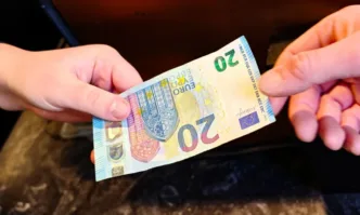 От този 1 януари България е част от еврозоната След