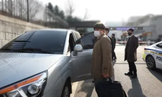 Бивш министър опита да се самоубиеПолицията в Южна Корея е