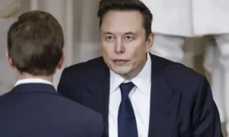 Американският предприемач Илон Мъск настоява за компенсация от 134 милиарда