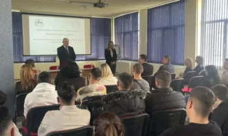 Безгрешни системи няма Въпросът е всяка институция да решава проблемите