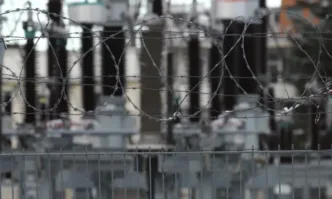 За изгорели уреди и десетки домакинства без ток заради проблеми