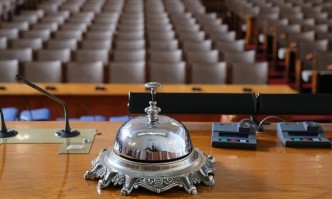 Депутатите отхвърлиха предложението на ГЕРБ-СДС за по-високи компенсации за бизнеса заради цената на тока