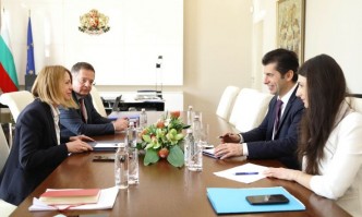 Кирил Петков проведе среща с кмета на София Йорданка Фандъкова