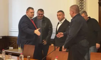 Председателят на ДПС НОВО НАЧАЛО Делян Пеевски се срещна с представители