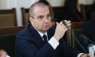 Те изпратиха отворено писмо до Слави Трифонов От Института за