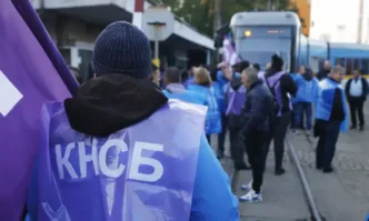 Ако се наложи ще блокират метромотриситеПродължава протестът на работещите в