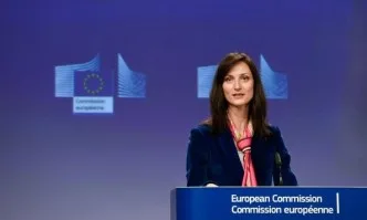 Мария Неделчева-Габриел в топ 40 на политиците на ЕС в мандата 2014-2019, единствена от ЕК