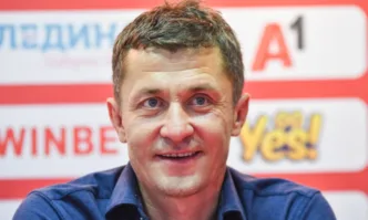 Ръководството на ЦСКА е отхвърлило покана за младия страж Алекс