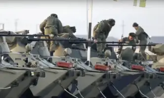 Руски официални лица и МО твърдят че въоръжена диверсионна група