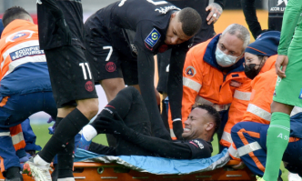 Нападателят на ПСЖ Неймар може да пропусне мачовете на своя