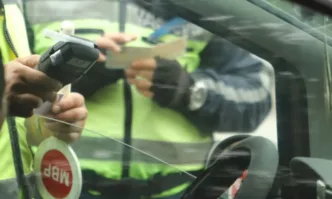 18 годишна пияна и дрогирана удари с колата си 5 автомобила