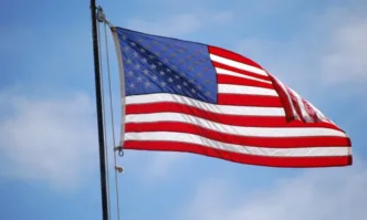 Американците се впуснаха в надпревара за наследството на Джаки Кенеди