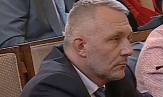 Хаджигенов разочарован, дипломата на главния прокурор Иван Гешев е валидна