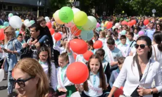 Празнично шествие във Варна за 24 май, затварят за коли централни части на града
