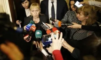 Бивш шеф на КТБ: Обвиняват ме за кредит, стигнал до Елена Йончева