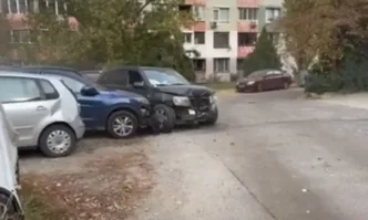 Пиян водач помля няколко автомобила в София (ВИДЕО)