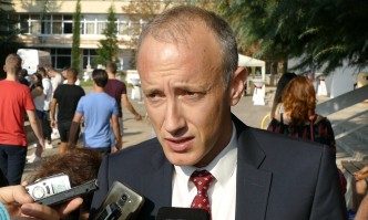 Образованието вече е бюджетен анти приоритет Разходите за образование падат от