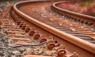 Влак прегази двама работници на НКЖИ предава Нова телевизия Инцидентът