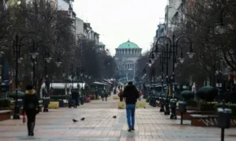 Днес ще е предимно слънчево но след обяд от запад