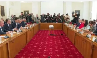 Търсим основа за работещо проевропейско правителство заяви Мария ГабриелСлед вчерашното