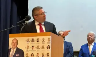 Заедно с лидера на ГЕРБ Бойко Борисов на предизборната среща