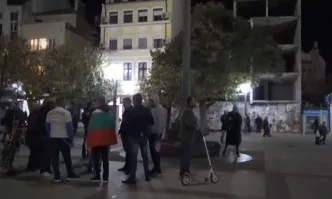 Бургаският протест съвсем оредя