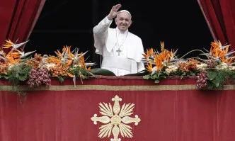 Папа Франциск: Бог да даде мир и благоденствие на България! (ВИДЕО)