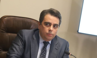 Извършените строителни дейности по договорите за текущ ремонт и поддръжка