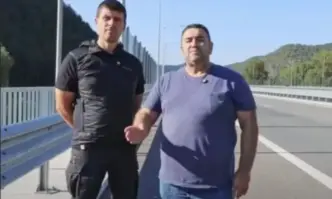 Провежда се акция на НАП полицията и службите в стопанството на Павел Стоименов