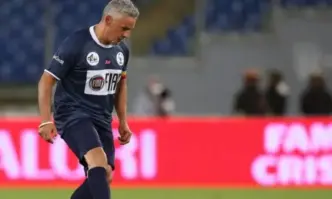 Италианската футболна легенда Роберто Баджо се е озовал в болница