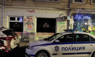 Рашков изпрати полиция да охранява Кирил Петков (ВИДЕО/СНИМКИ)