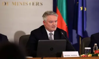 България се справя добре в усилията за макроикономически растеж Страната