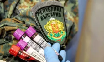 Храбростта има много измерения: Хиляди военнослужещи даряват кръв за ВМА