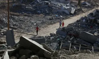 Израел с въздушни удари по ивицата Газа
