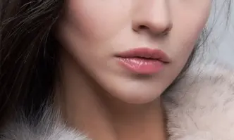 Госпожа Фенелкова е на 67 години Чудесно изглеждаща за тази