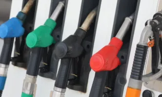 Цената на дизела у нас отново скочи през празничните дни