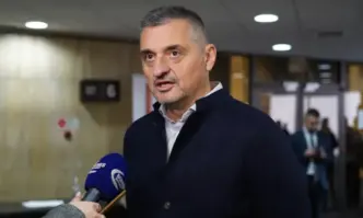 По думите му БСП е загубила 100 от младежкия си