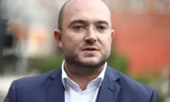 Каня комитета от общински съветници които са автори на тарифната