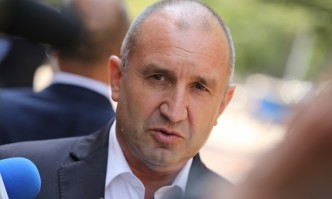 Остра критика към Румен Радев отправи във Фейсбук бившият депутат