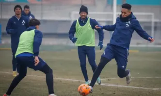 Цървена звезда разби с 4 0 Левски в неофициалния дебют на