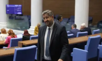 Христо Иванов не отхвърли смяна на министри в кабинета